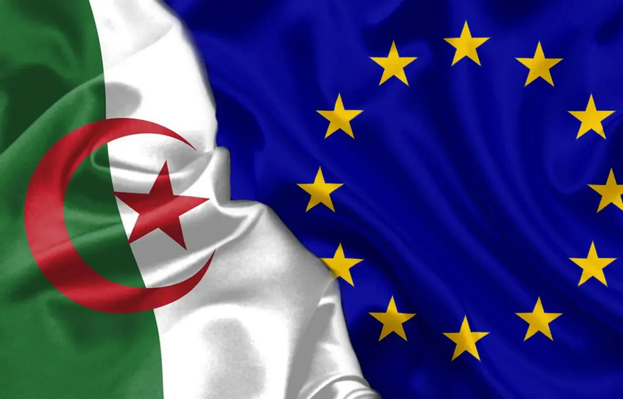 Drapeaux Algérie France Europe